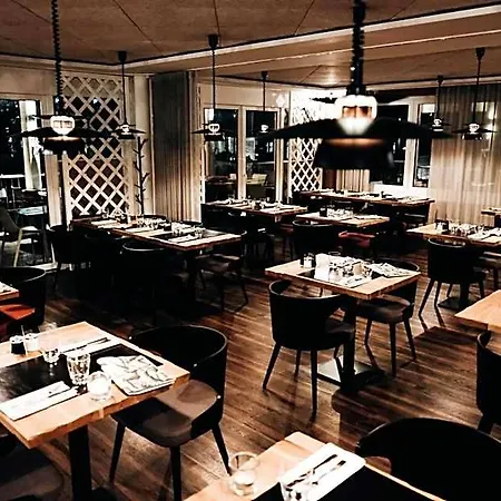 Achtender Otel