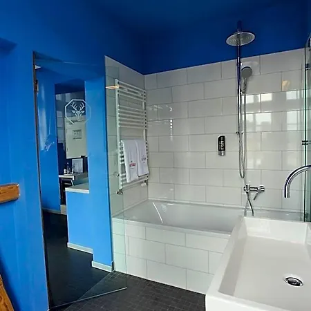 Otel Achtender 4*