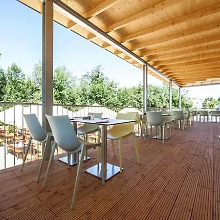Otel Achtender Metzingen (Tubingen)