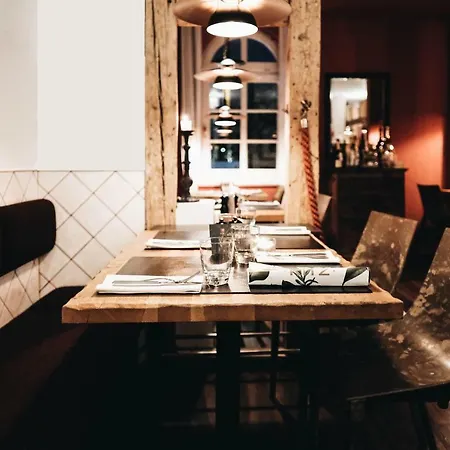 Achtender Hotel
