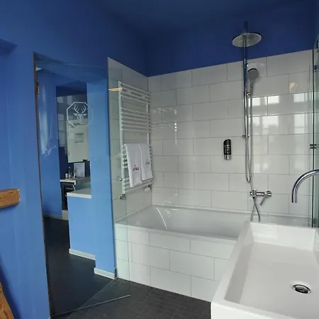 Achtender Otel Metzingen (Tubingen)