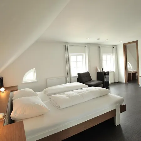 Achtender Otel