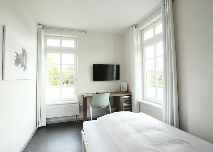 Hotel Achtender Metzingen (Tubingen)