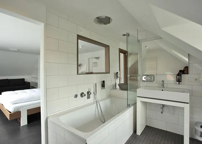 Hotel Achtender Metzingen (Tubingen)